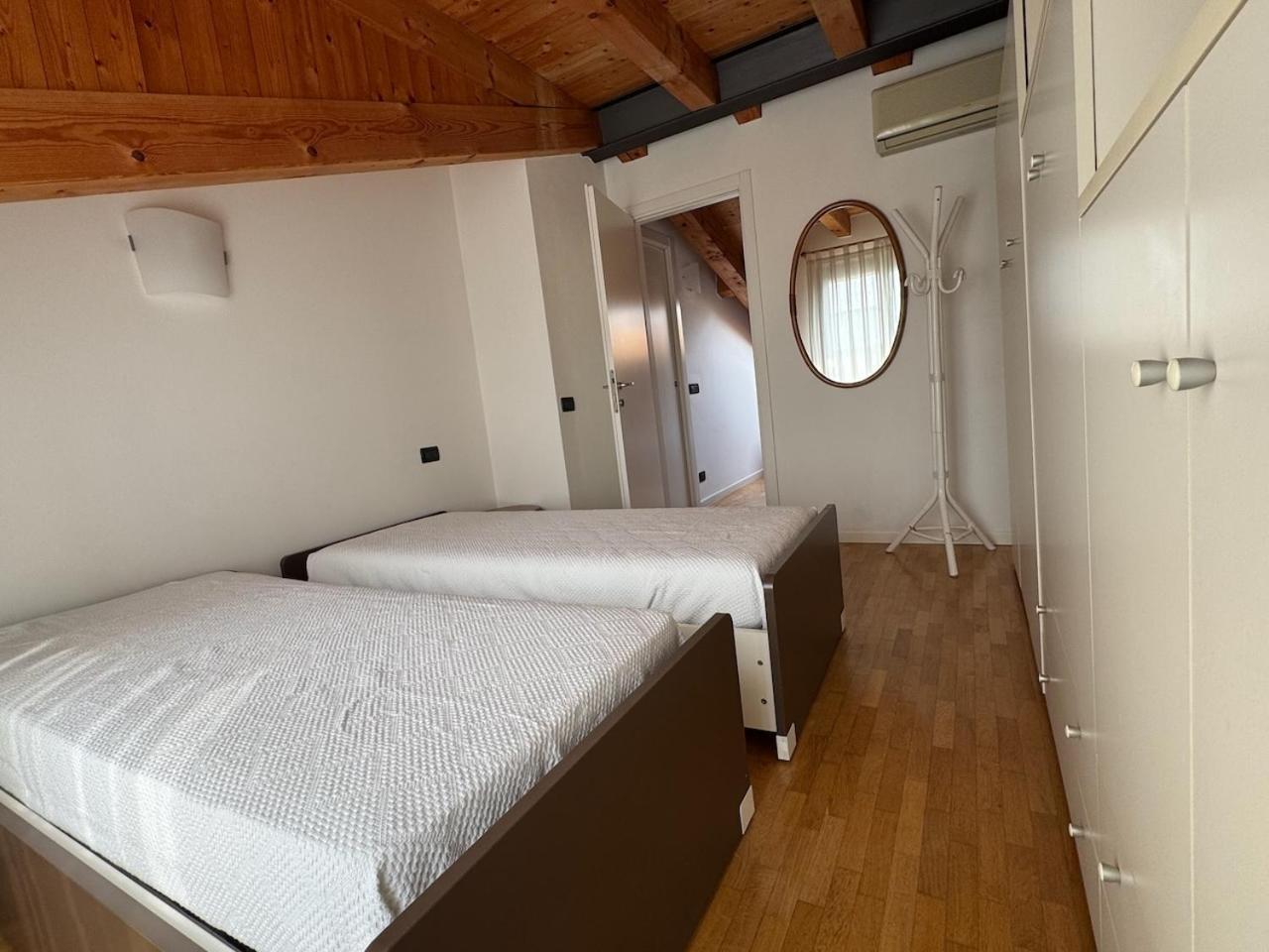 Marconi Deluxe Apartment Lido di Jesolo Ngoại thất bức ảnh